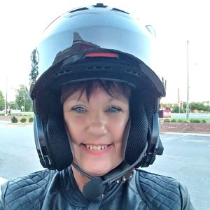 Meet your Posher, Lexie